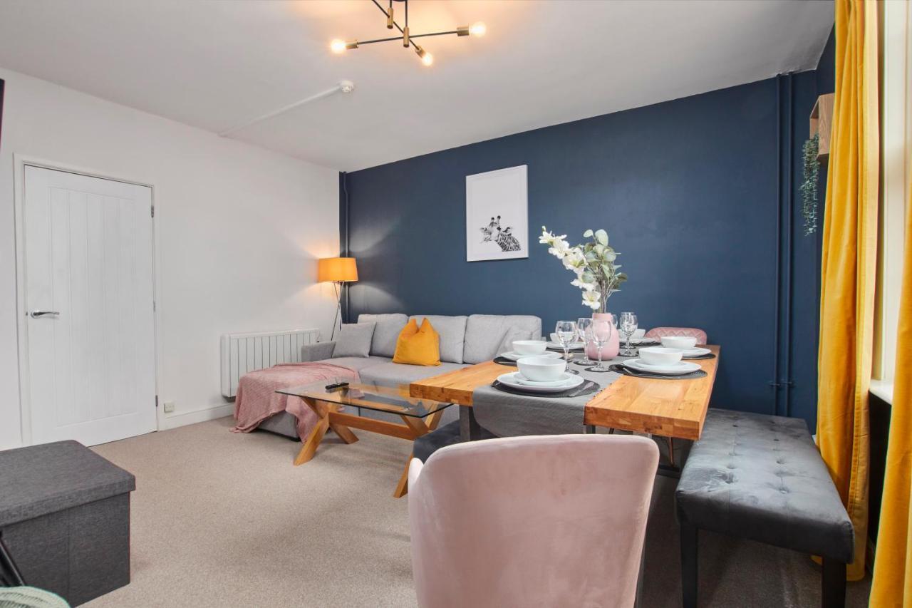 Fantastic Central Stratford Two Bedroom Apartment By Purestay Short Lets & Serviced Accommodation With Parking Eksteriør bilde